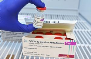 Κορωνοϊός: Άλλαξε όνομα το εμβόλιο της AstraZeneca