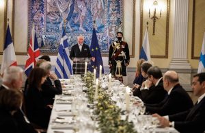 Πρίγκιπας Κάρολος: Συγκίνησε στην αντιφώνησή του στο Προεδρικό Μέγαρο