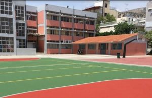 Ανοιχτά τα προαύλια σχολείων της Γλυφάδας όλο τον Αύγουστο