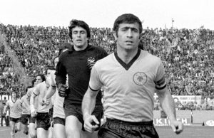 Μίμης Παπαϊωάννου: Το ελληνικό ποδόσφαιρο αποχαιρετά τον θρύλο της ΑΕΚ