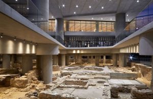 Τρία θραύσματα του Παρθενώνα επιστρέφουν στο Μουσείο Ακρόπολης από το Βατικανό