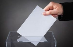 Δημοσκόπηση: Προβάδισμα 3,9 μονάδων της ΝΔ έναντι του ΣΥΡΙΖΑ