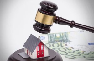 Τα κόλπα των servicers: Τα κουρέματα και… το μαστίγιο