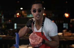 Salt Bae: Η δημοσίευση με απόδειξη 108.000 δολαρίων που προκάλεσε οργή στα social media