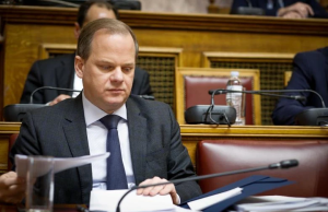 Γιατί ο Κώστας Αχ. Καραμανλής δεν έπρεπε να γίνει ποτέ υπουργός Μεταφορών